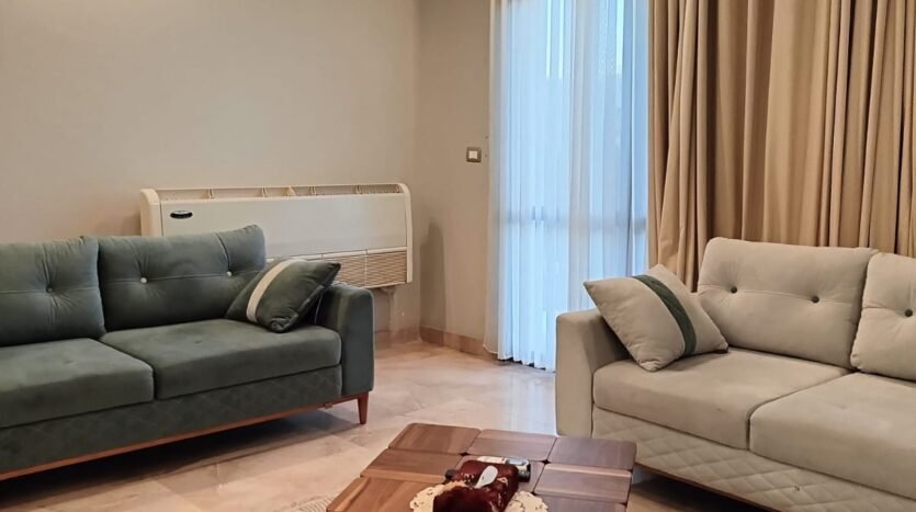 For Rent APARTMENT in the courtyard SODIC