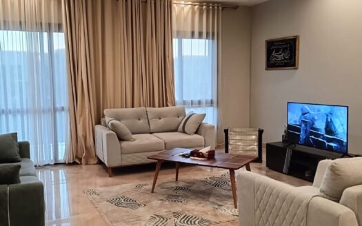 For Rent APARTMENT in the courtyard SODIC