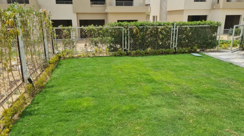 Townhouse for sale in Palm Hills